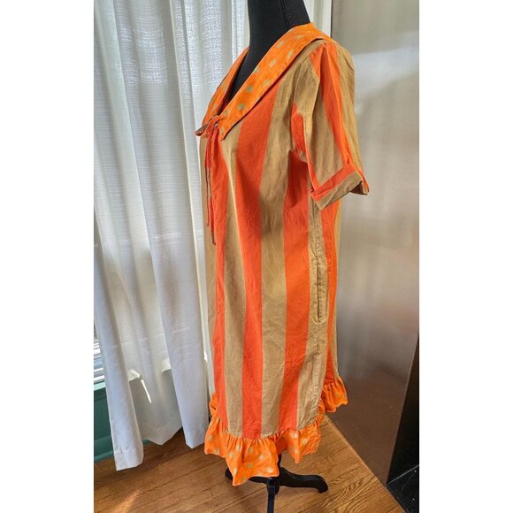 Vintage 1970s duster, orange, tan stripes & polka dots housecoat, short sleeves - Picture 3 of 9